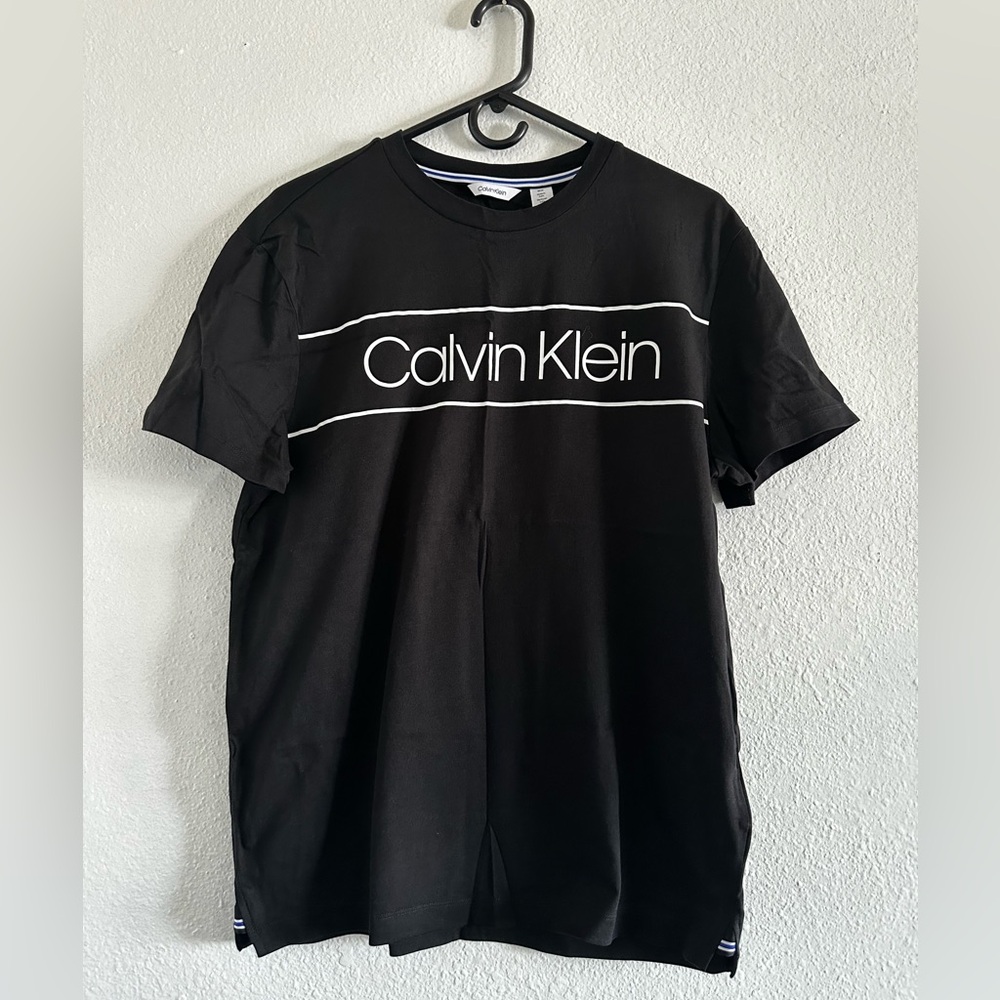 Calvin Klein t shirt, size M for men